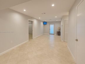 9510 SW 45th St, Miami FL 33165