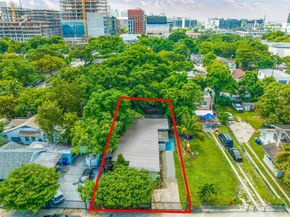 120 NW 32nd St, Miami FL 33127