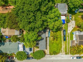 120 NW 32nd St, Miami FL 33127