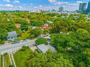 120 NW 32nd St, Miami FL 33127