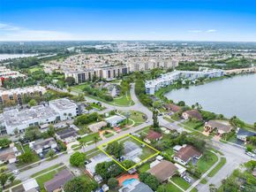 1011 NE 196th St, Miami FL 33179