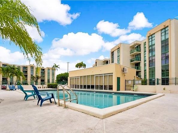 Undisclosed Address #A11865139, Miami FL 33175