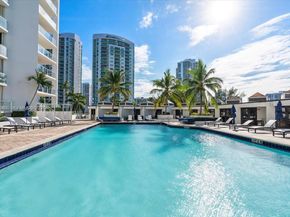 19500 Turnberry Way 5F, Aventura FL 33180