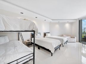 19500 Turnberry Way 5F, Aventura FL 33180