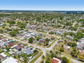 15245 SW 298th Ter, Homestead FL 33033