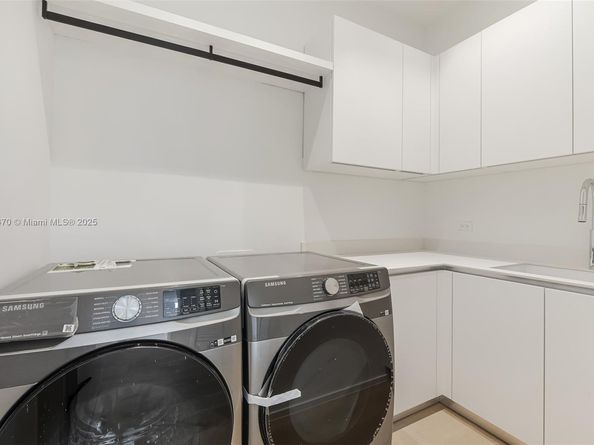 2824 Coconut Ave 2824, Miami FL 33133