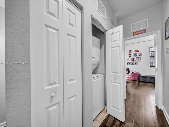 3574 W 88th Ter, Hialeah FL 33018