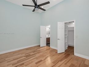 2621 S Parkview Dr, Hallandale Beach FL 33009