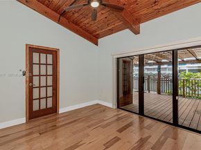 2621 S Parkview Dr, Hallandale Beach FL 33009