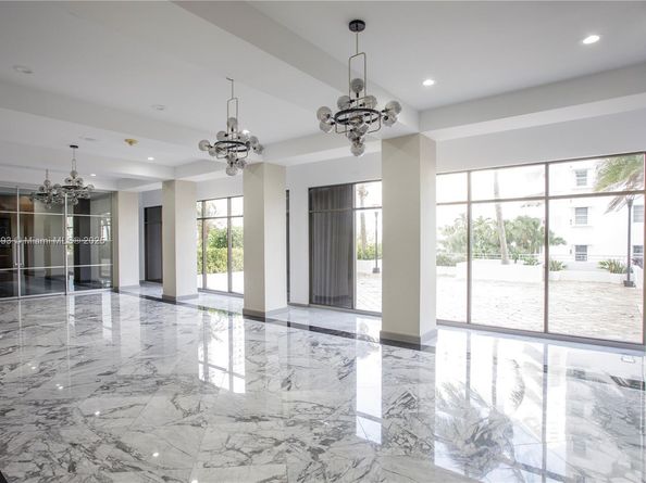 11 Island Ave PH2, Miami Beach FL 33139