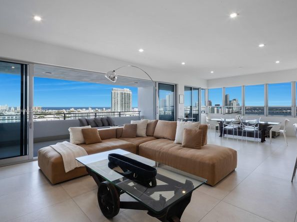 11 Island Ave PH2, Miami Beach FL 33139