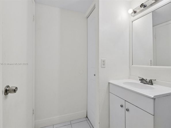 7407 SW 152nd Ave 4103, Miami FL 33193