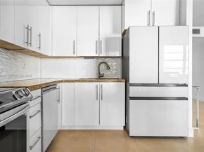 671 NE 195th St 111E, Miami FL 33179