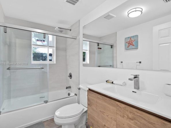 1117 SW 13th St, Miami FL 33129