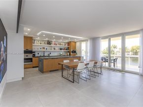 20191 E Country Club Dr TH9, Aventura FL 33180
