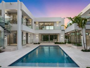 3280 Lake Ridge Lane, Weston FL 33332