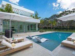 3280 Lake Ridge Lane, Weston FL 33332
