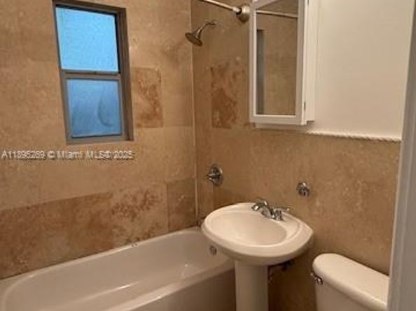 1561 Lenox Ave 11, Miami Beach FL 33139