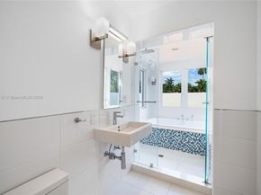 671 NE 57th St, Miami FL 33137