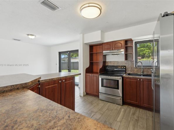 4260 NW 172nd Dr, Miami Gardens FL 33055