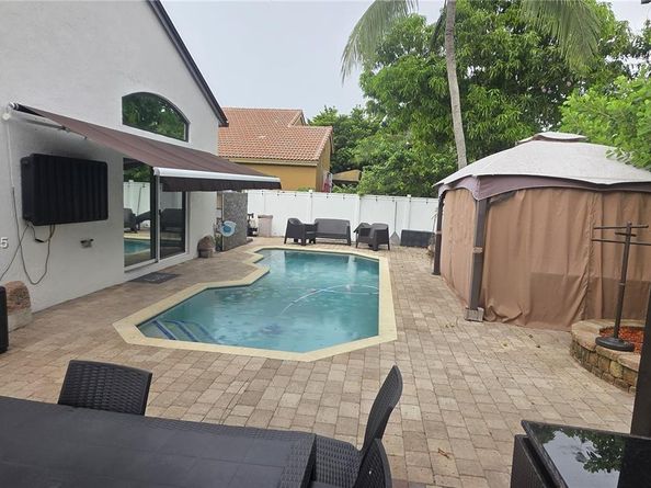 19185 SW 25th Ct, Miramar FL 33029