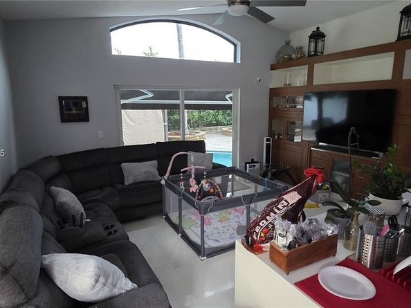19185 SW 25th Ct, Miramar FL 33029