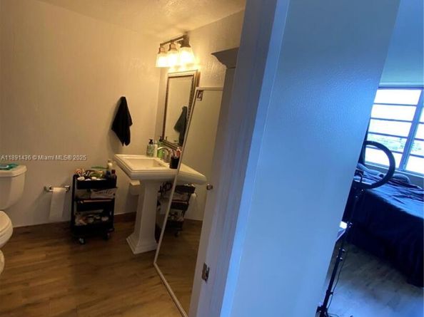 Undisclosed Address #A11891436, Miami FL 33179