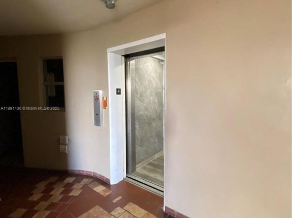 Undisclosed Address #A11891436, Miami FL 33179