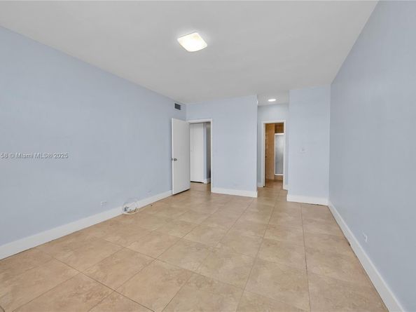 7441 Wayne Ave 15E, Miami Beach FL 33141