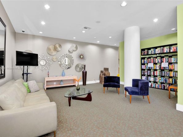 7441 Wayne Ave 15E, Miami Beach FL 33141