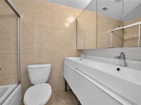 7441 Wayne Ave 15E, Miami Beach FL 33141