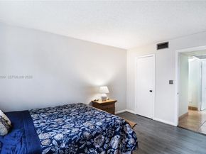 6600 Cypress Rd 105, Plantation FL 33317