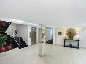 6600 Cypress Rd 105, Plantation FL 33317