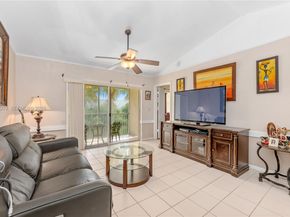 5560 Lakeside Dr 204, Margate FL 33063