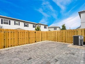 11925 NW 46th St, Coral Springs FL 33076