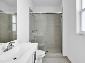 11925 NW 46th St, Coral Springs FL 33076