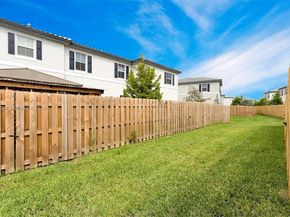 11925 NW 46th St, Coral Springs FL 33076