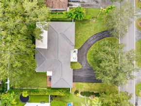 6011 Maynada St, Coral Gables FL 33146