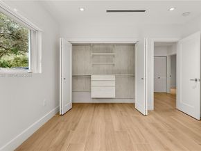 6011 Maynada St, Coral Gables FL 33146