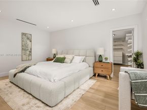 6011 Maynada St, Coral Gables FL 33146