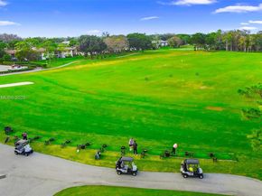 21578 Juego Cir 26H, Boca Raton FL 33433