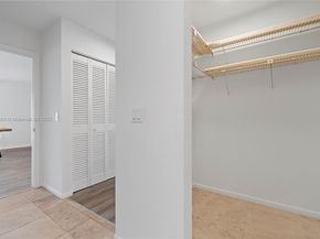 21578 Juego Cir 26H, Boca Raton FL 33433