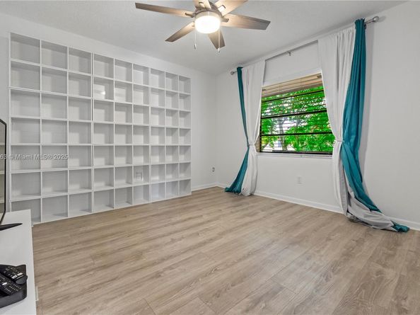 21578 Juego Cir 26H, Boca Raton FL 33433