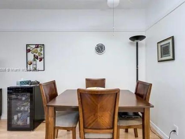 900 SW 10th Ter 8S, Hallandale Beach FL 33009