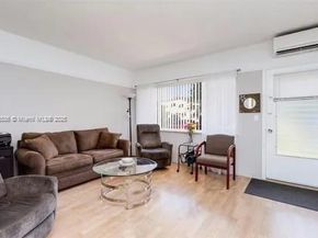 900 SW 10th Ter 8S, Hallandale Beach FL 33009