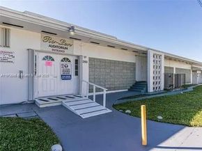 900 SW 10th Ter 8S, Hallandale Beach FL 33009