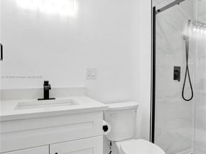 1302 S 22nd Ct, Hollywood FL 33020