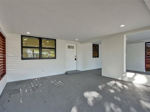 1302 S 22nd Ct, Hollywood FL 33020