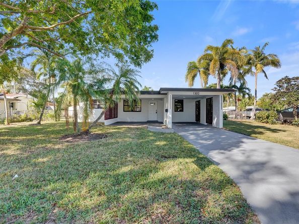 1302 S 22nd Ct, Hollywood FL 33020