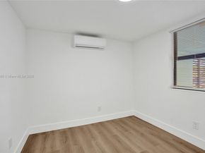 1302 S 22nd Ct, Hollywood FL 33020